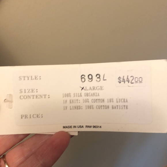 Luna Luz burgundy dress new with tags! Never worn. - Picture 6 of 6